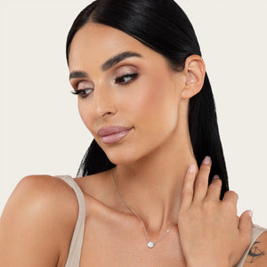 SREBRNA OGRLICA JINX