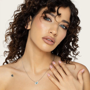 SREBRNA OGRLICA SWAN