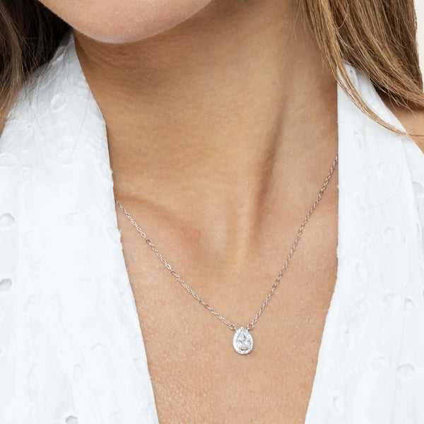 SREBRNA OGRLICA ZELDA