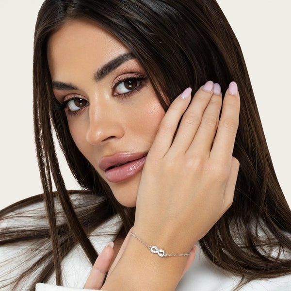 SREBRNA NARUKVICA INFINITY LOOP