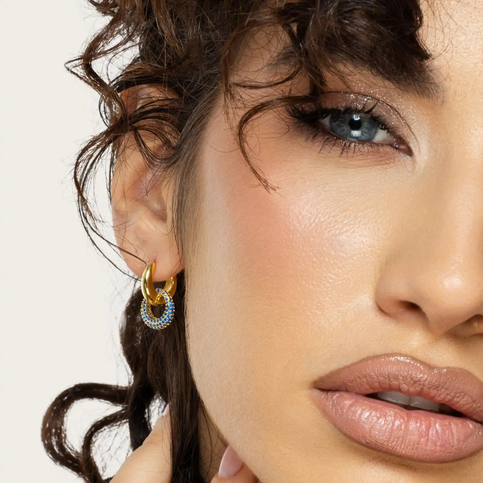 SREBRNE MINDJUŠE DAZZLE HOOPS