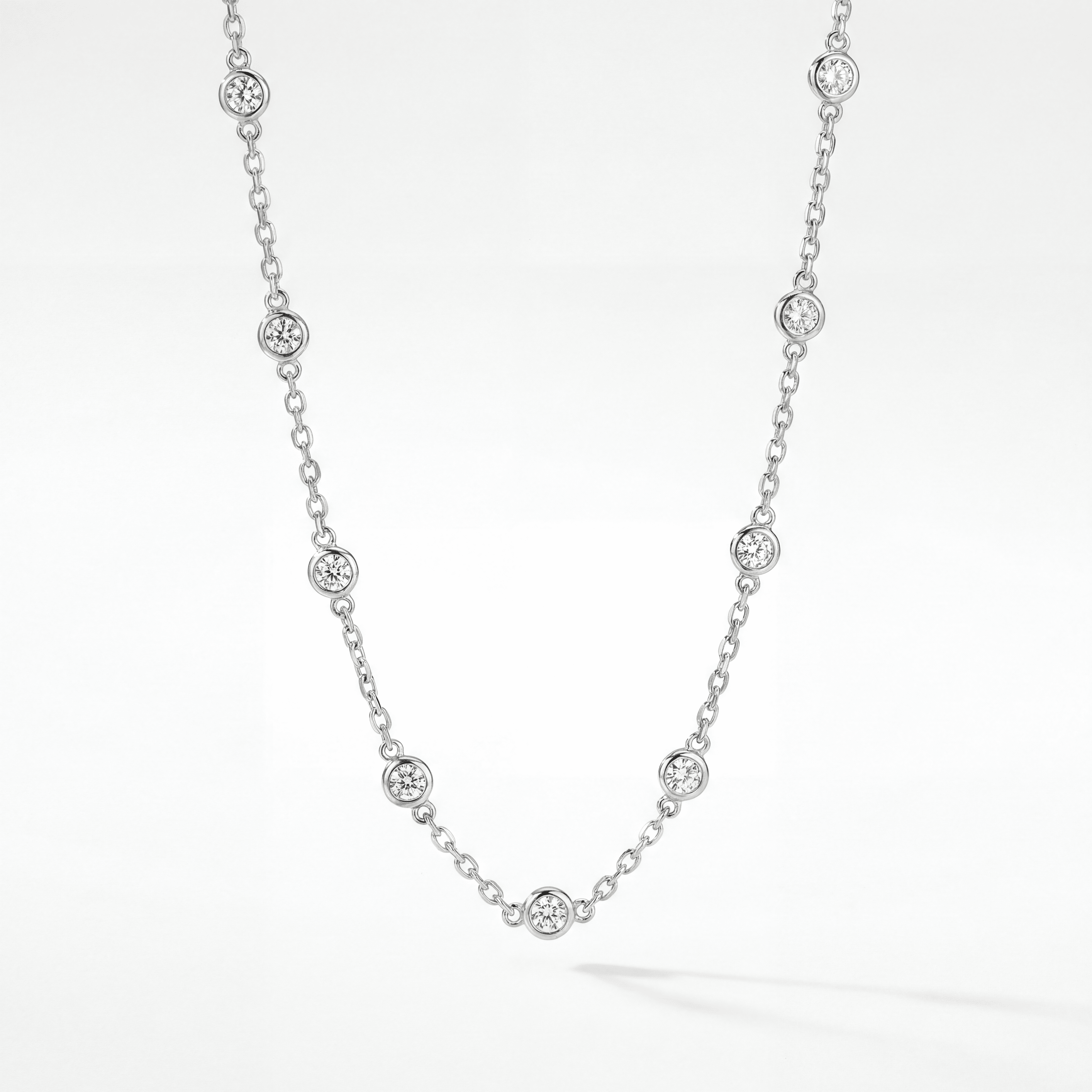 SREBRNA OGRLICA CRYSTAL CLEAR