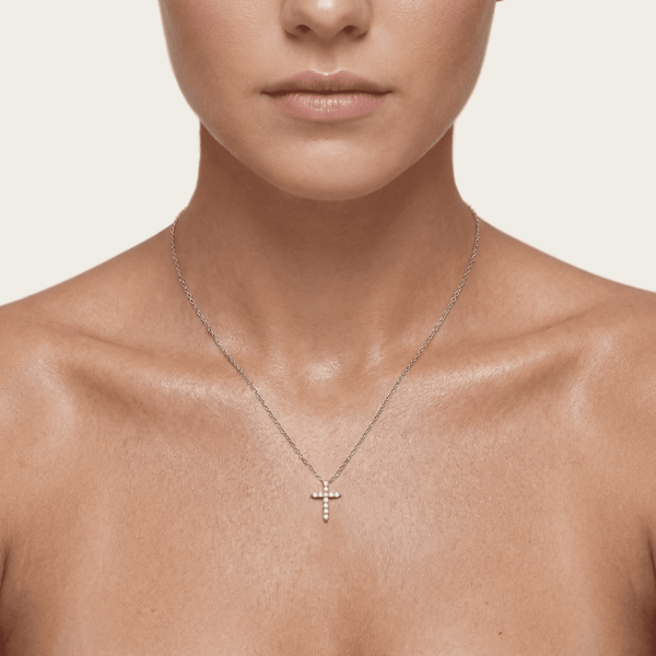 DIAMOND CROSS LUKSUZNA OGRLICA